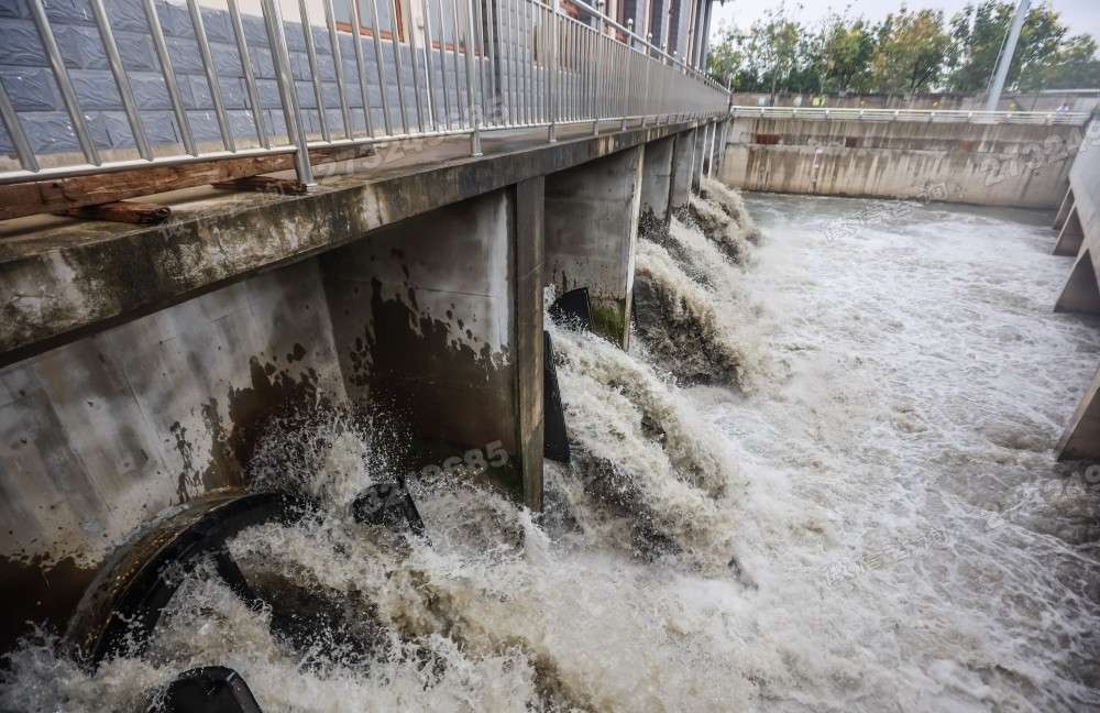 任城雨水排放拍门