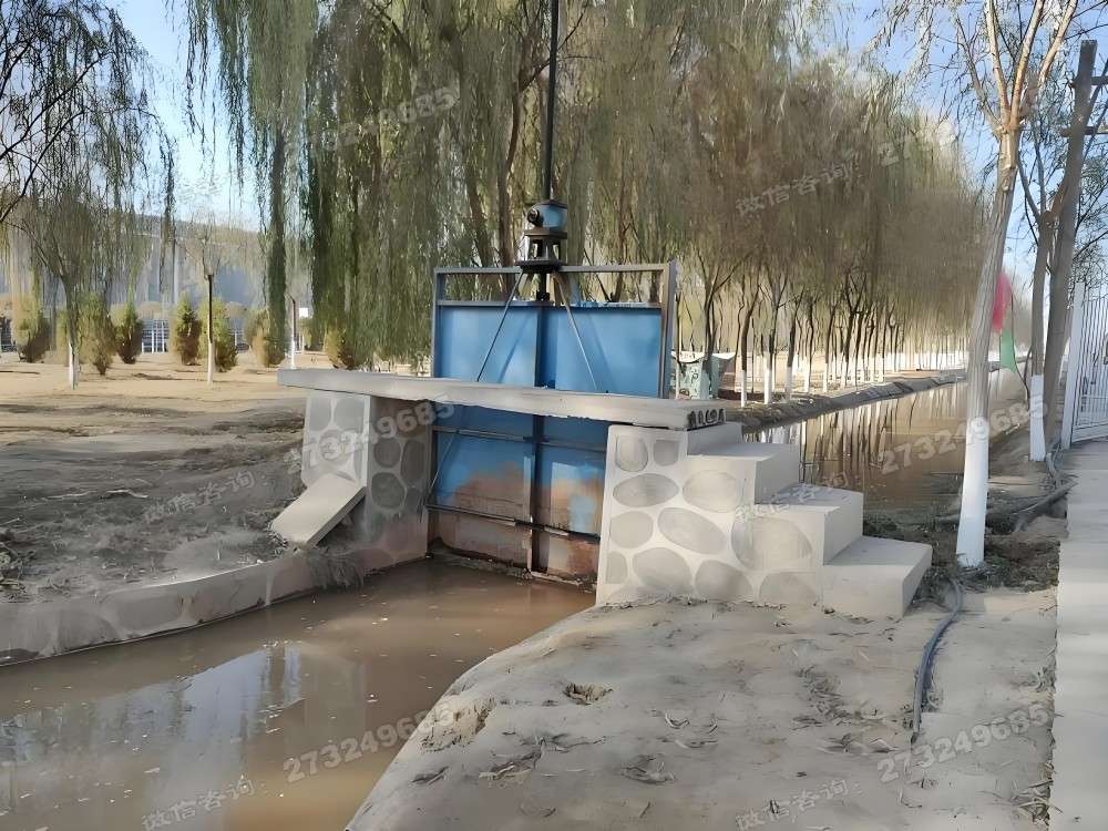 禅城小型景观渠道闸门