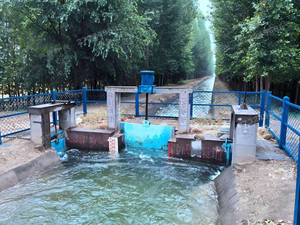 石河子分流渠道闸门