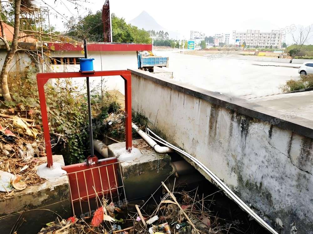 蓬安县排涝渠道闸门