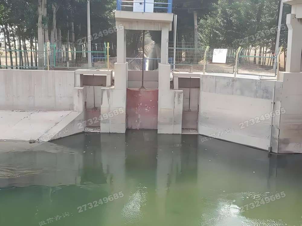 温江河道入口闸门